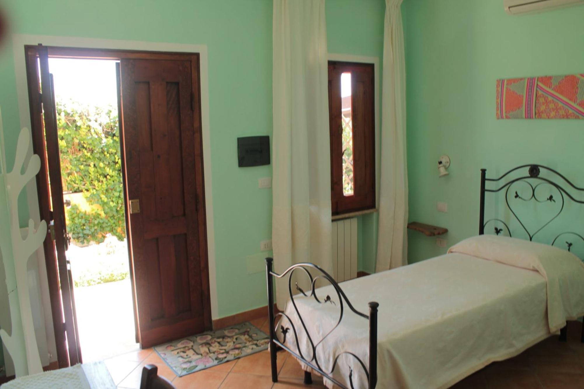 S'Alzolitta Hotel Magomadas Quarto foto
